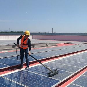 Solar Panel Berus Mesin Pembersihan