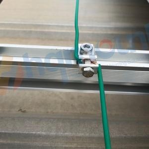 Penyelesaian pembumian (earthing) panel solar menggunakan lug pembumian